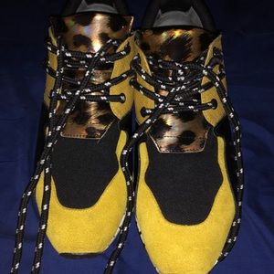 Steve Madden women’s shoe